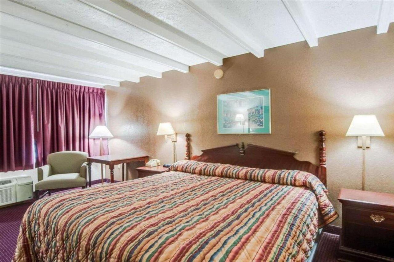Rodeway Inn Galax Highway 58 Exterior foto